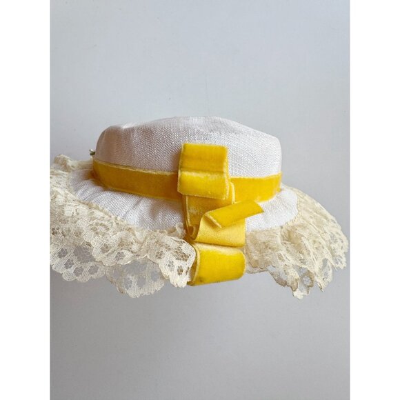 Vintage Ivory Straw Faux Floral Yellow Velvet Bow Lace Ruffle Trim Boater Hat - Picture 8 of 14
